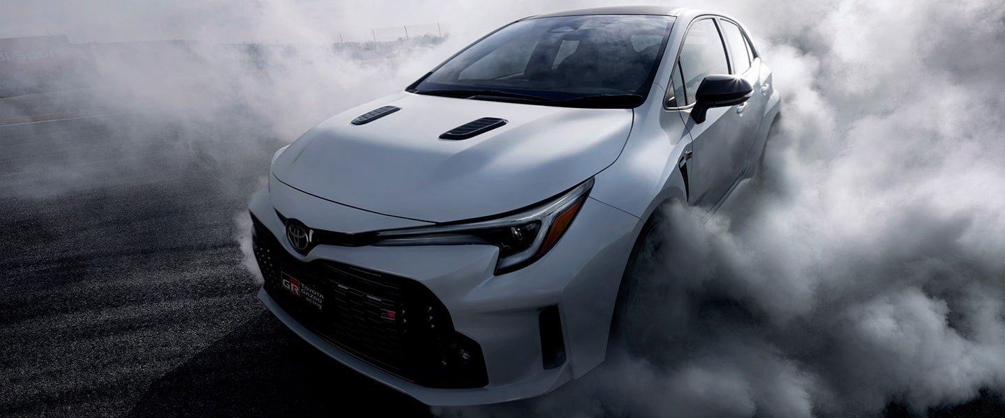 GR Corolla Hadir di Amerika Serikat, Sebuah Hot Hatch Powerful yang Memberikan Kesenangan Berkendara di Jalan